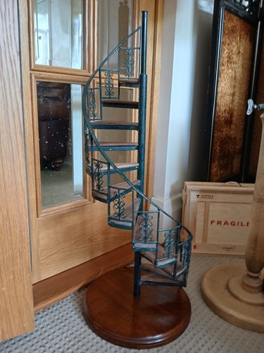 Bespoke metal oak - metal, &