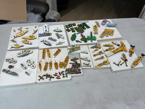 Aeronef fleets well - fleets,, painted