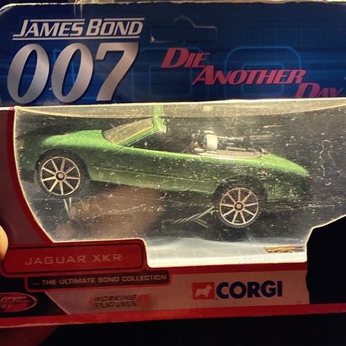 Corgi 2002 james bond - james,