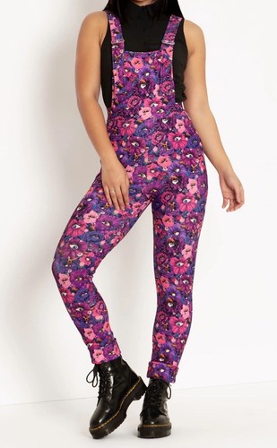 Blackmilk peeking peony garden