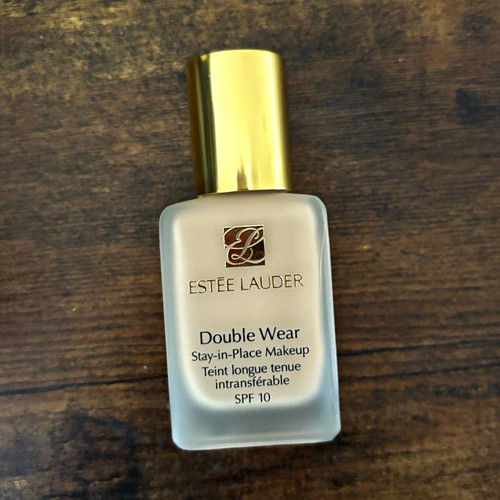 Estée lauder double wear - estée,