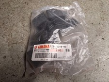 Yamaha YZF-R1 - Engine Rubber