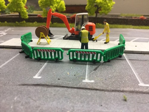 Green pedestrian - green,