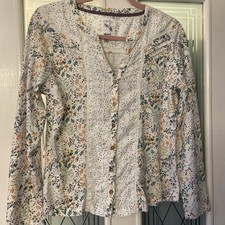 Ladies Size 12 Mantaray Blouse