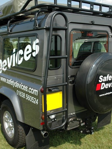 Land rover defender safety - rover,
