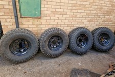 NEW 33" Land Rover Defender