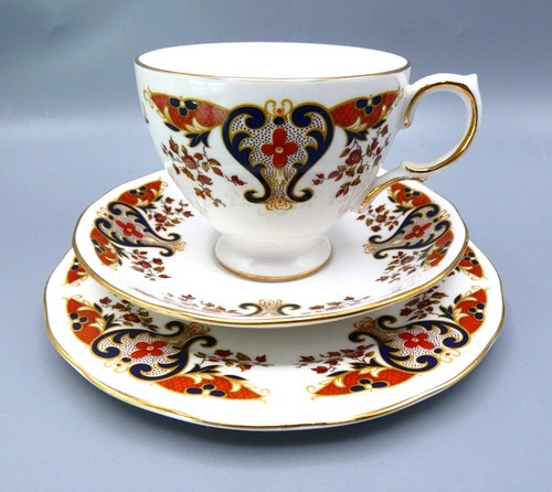 Colclough royale trio - colclough, cup