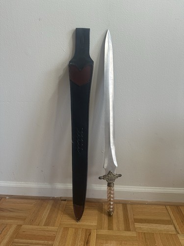 Fantasy short sword - fantasy, with