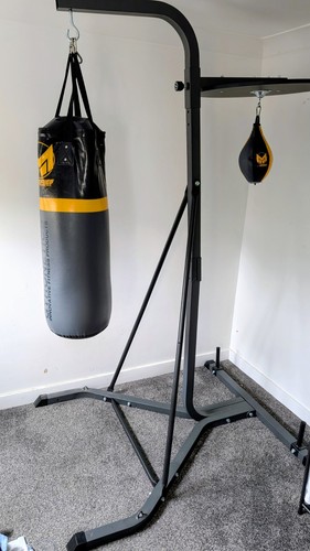 Free standing punch - standing,