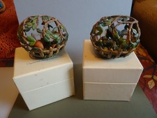 SECRET WORLDS ROBIN &