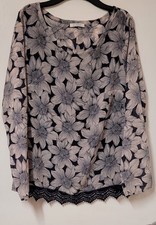 Marks & Spencer  Ladies  Over The Head Long Sleeve Blouse Size 16