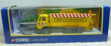 CORGI 590001 MERCEDES-BENZ SNOW PLOUGH/GRITTER LORRY/TRUCK BOXED