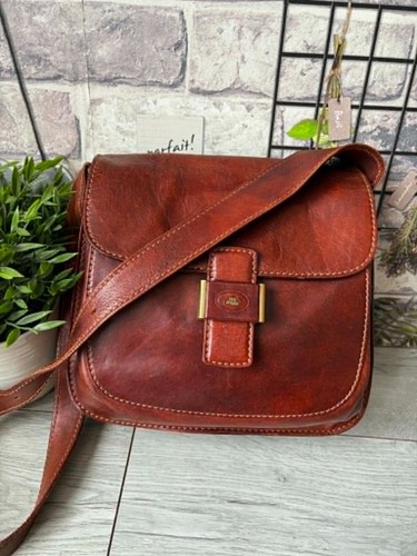 The bridge crossbody - the,