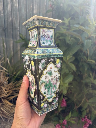 Chinese porcelain vase - porcelain,