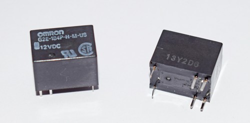 Two pieces relay - two, omron