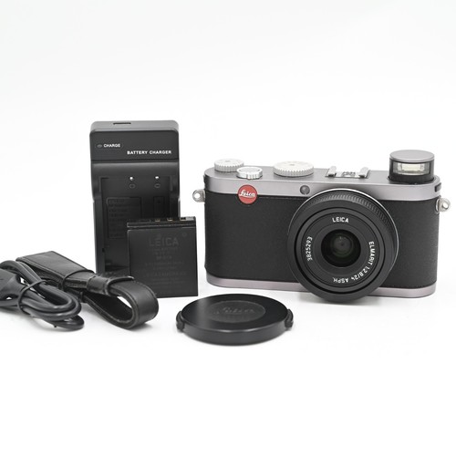 Leica 2mp digital camera - x1,