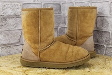 TAN SUEDE SHEEPSKIN UGG