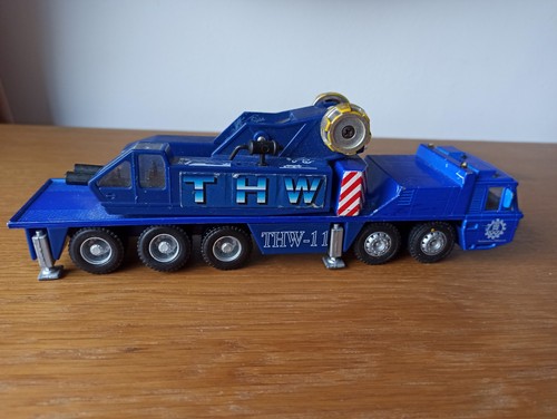 Maisto thw hydraulic crane - hydraulic,