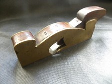 Vintage 1 1/2" H Slater