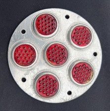 REFLECTIVE VINTAGE NEARSIDE