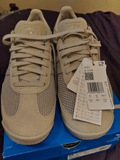 BNWT Size 10 Men's adidas SL