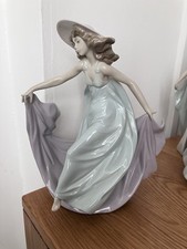 Lladro Lady Blowing In The