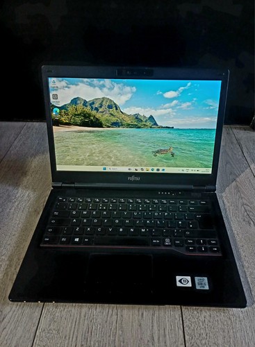 Fujitsu lifebook e5410 - fujitsu, 14"