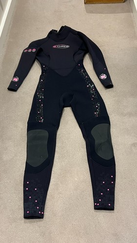 Three 3mm wetsuit size - wetsuit,, 8
