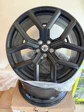 Satin Black x4 22" Defender