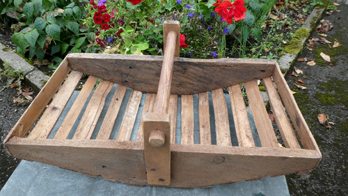Vintage wooden trug ideal - trug,