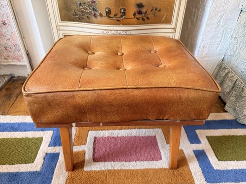 Vintage small wooden vinyl - small,