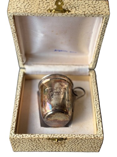 800 silver monogrammed cup - 800,