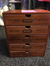 MARBLES A BOX OF ASSORTED