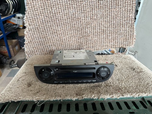 Fiat 500 stereo radio - stereo,