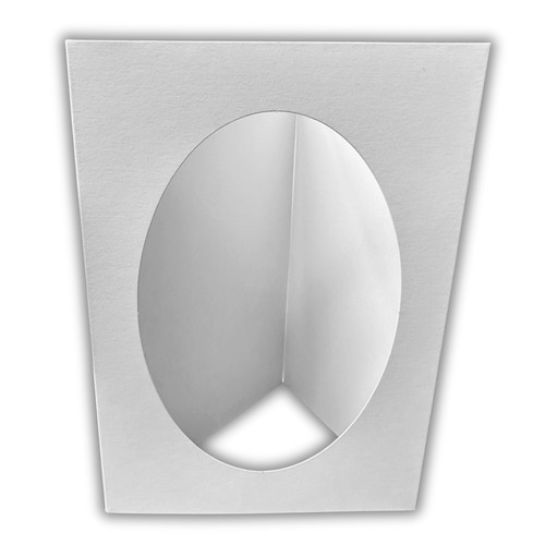White tri fold - a6, oval