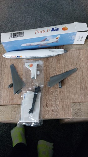 Peach air lockheed tristar - air,