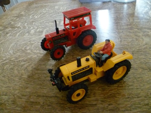 Britains scale volvo - 1:32,