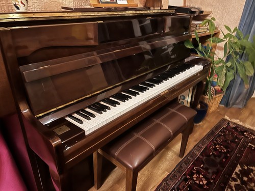 Samick upright piano - upright,