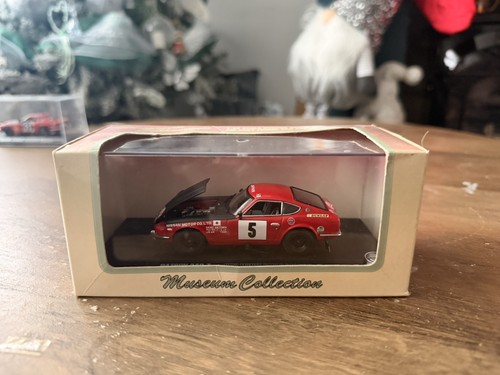 Kyosho datsun 240z rally - 1/43,