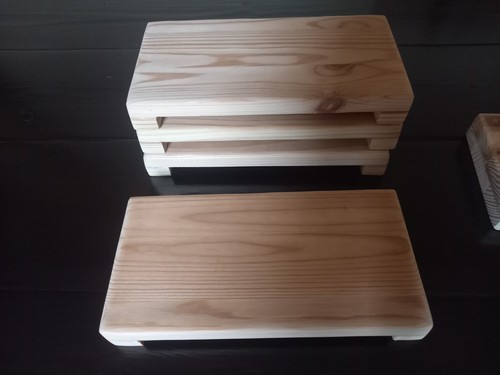 Solid wooden riser - wooden,
