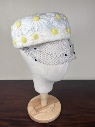 Vtg 1950 daisy - 60's, box