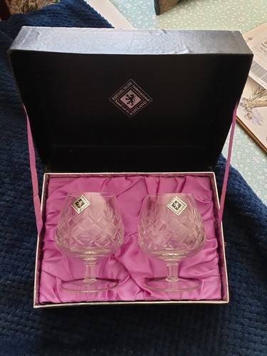Pair edinburgh - a,