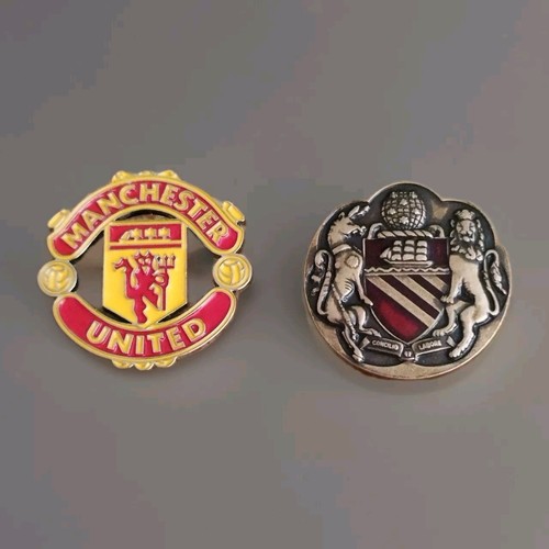 Manchester united pin badge - united,