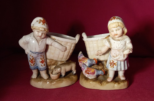 Pair antique conta and - of,
