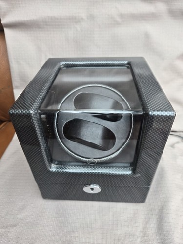 Black carbon fibre watch - fibre,