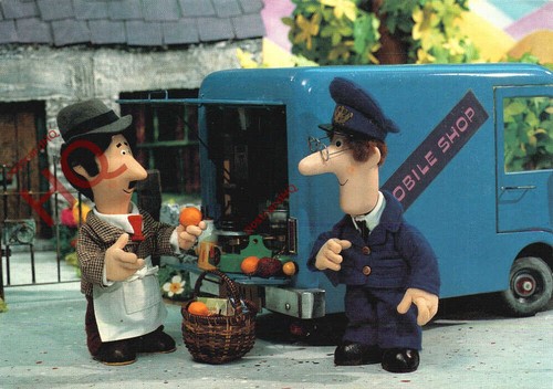 Picture postcard postman pat - picture, postcard>>postman