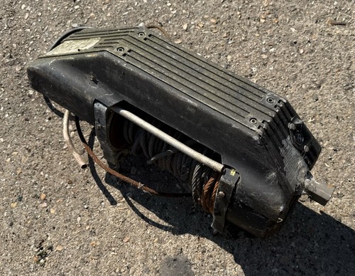 Superwinch 12v winch - 12v,