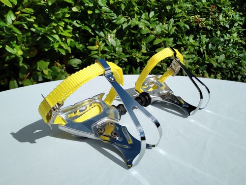 Shimano 550 aero pedals - shimano, new