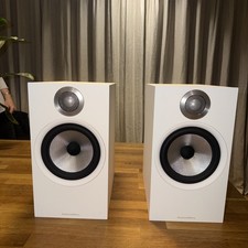 BOWERS & WILKINS 606 S2