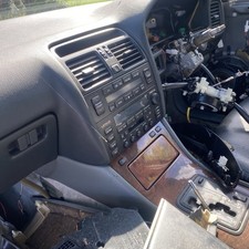 BREAKING LEXUS LS400 PARTS